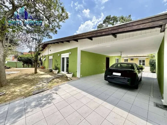 Imagem CASA TÉRREA NA GRANJA VIANA - RESIDENCIAL / COMERCIAL, 8 dorms / 4 sts