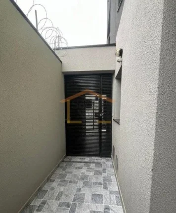Imagem Apartamento novo em prédio de 3 andares (sem elevador), com 2 dormitórios, sala, cozinha, área de...