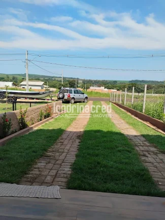 Imagem Chácara à Venda no Condomínio Farol de Paranapanema II – Alvorada do Sul | Porteira Fechada, Mobiliada, Piscina e Grama Esmeralda em Todo o Terreno!