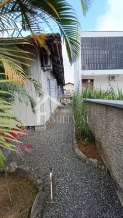 Imagem TERRENO COM CASA NO VILA NOVA