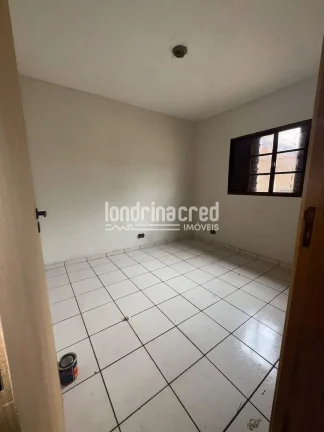 Imagem Casa à venda no Conjunto Residencial Antares, com 300m² de terreno, 89,30m² de área construída, 3 dormitórios, suíte, quintal grande e vaga para 3 carros!