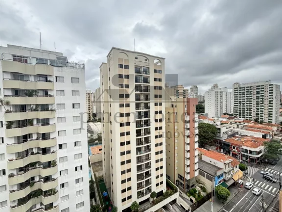 Imagem Lindo apartamento todo reformado com living para 2 ambientes , sacada, 2 dormitórios com armários ...