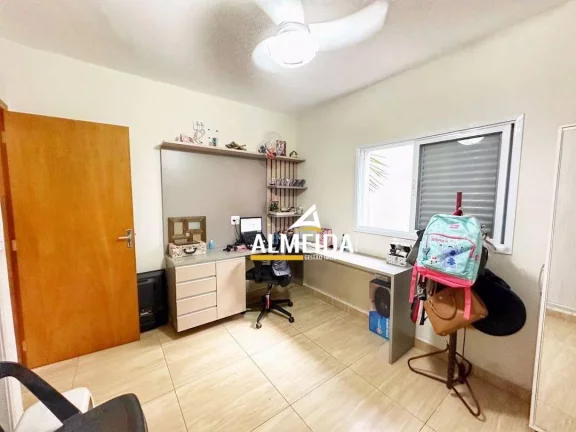 Imagem Casa com 3 dormitórios à venda, 123 m² por R$ 700.000,00 - Parque Universitário - Rio Claro/SP