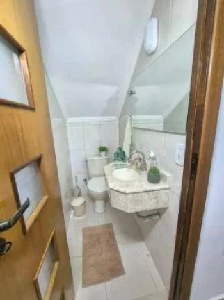 Imagem Sobrado com 3 dormitórios à venda, 120 m² por R$ 650.000,00 - Jardim Cocaia - Guarulhos/SP