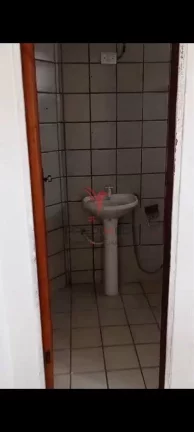 Imagem Apartamento de 3 Quartos no Bessa a excelente preço. Perto da praia. Varanda. 1 Suíte