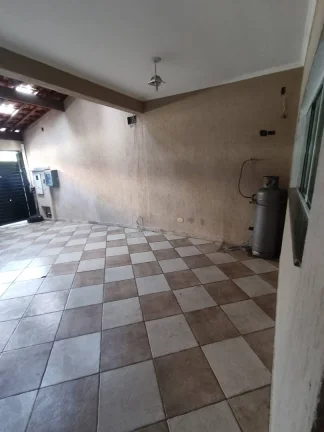 Imagem Sobrado para Locação em Santo André - Conforto, Espaço e Excelente Local.