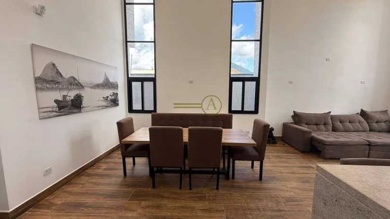 Imagem Linda casa térrea a venda 100m da praia e porteira fechada em Peruíbe