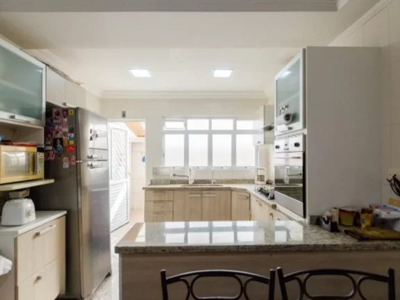 Imagem Sobrado à venda em São Bernardo do Campo-SP, bairro Planalto: 3 quartos, 3 banheiros, 2 vagas, 197m². Imperdível!