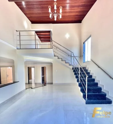 Imagem MARAVILHOSA CASA NA QUADRA DO MAR EM INTERLAGOS / VILA VELHA - ES