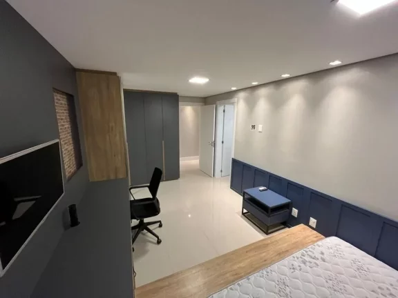 Imagem Apartamento à venda, com 4 quartos, 220m²