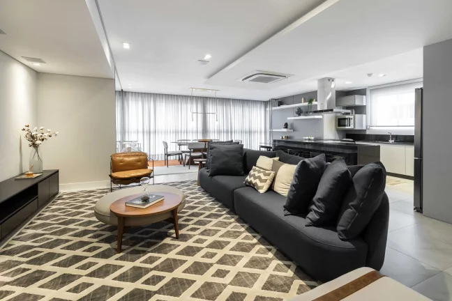 Imagem Apartamento novo com 4 dormitórios sendo 2 suítes e 3 vagas no Centro de Balneário Camboriú