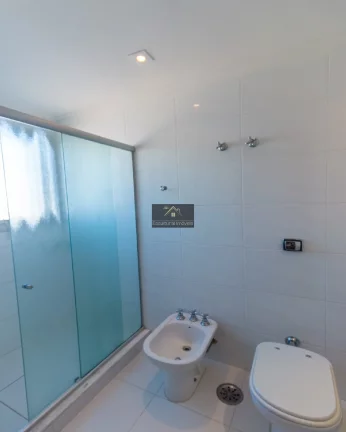 Imagem LOCAÇÃO APARTAMENTO ITAIM 98,00 M ÁREA ÚTIL 2 DORMITÓRIOS 1 DELES SUÍTE SALA AMPLA JANELÕES COZINHA AMERICANA 1 VAGA FACE LESTE LINDA VISTA CIDADE