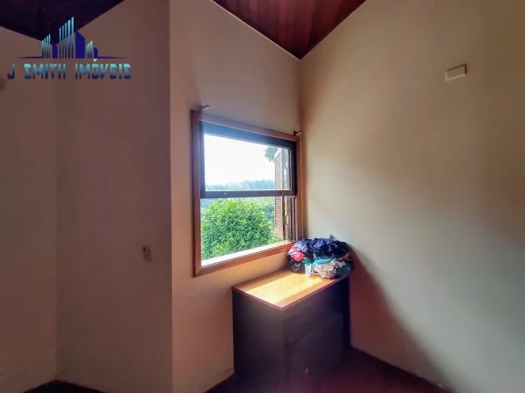 Imagem CASA ABAIXO DO VALOR. 3 DORMS,1 SUÍTE,PISCINA, TERRENO 587m², GRANJA VIANA.