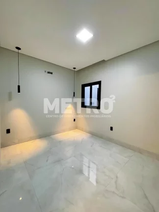 Imagem Casa para Locação no Alphaville mobiliado com 3 suítes, piscina, PETROLINA- PE