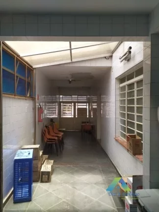Imagem Ipiranga Sobrado 210M², 5 dormitórios, 2 vagas ótima localização e valor !!!