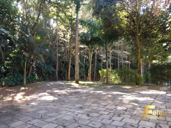 Imagem CASA DUPLEX À VENDA EM SÍTIO FECHADO COM LAZER COMPLETO EM DOMINGOS MARTINS.