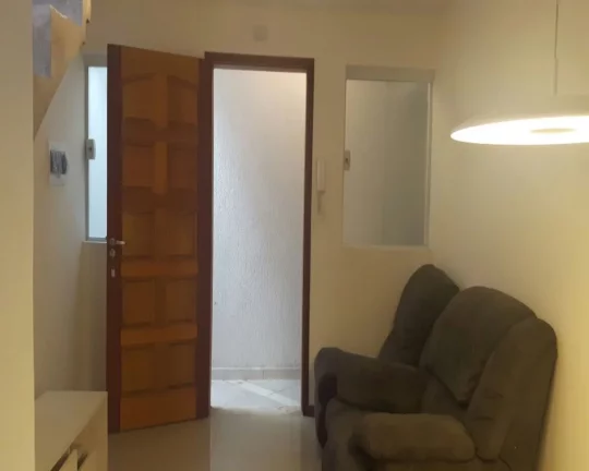 Imagem Aluguel de Casa com 2 Quartos e 1 Banheiro na Vila Santana, São Paulo-SP!