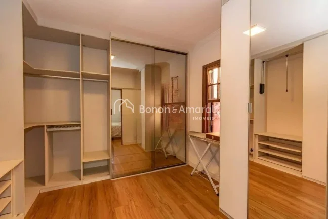 Imagem Com 219 m², esta casa oferece a combinação perfeita de conforto, sofisticação e qualidade de vi...