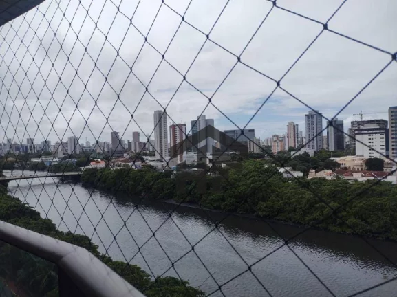 Imagem Apartamento de 152m² à venda, com 4 quartos (2 suítes), localizado na Madalena, Recife - Pernambuco.
