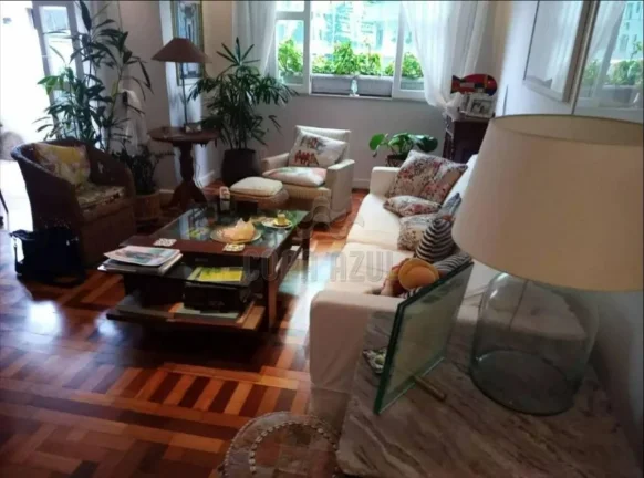 Imagem Copacabana - Residencial › Apartamento com 3 quarto(s) a Venda