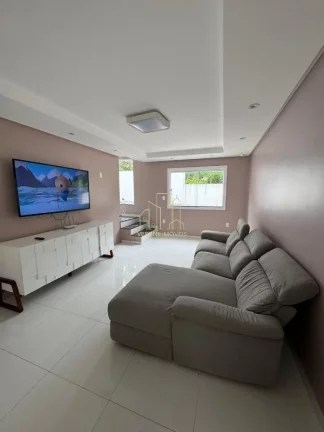 Imagem Excelente casa em condomínio fechado com três suítes espaço gourmet a venda em Buraquinho