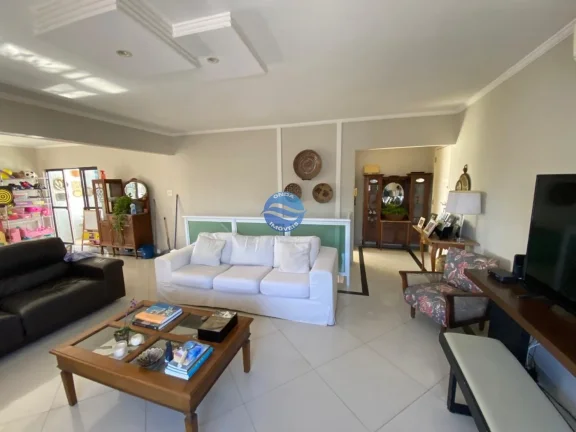 Imagem Cobertura espetacular a venda no Embaré quadra da praia
