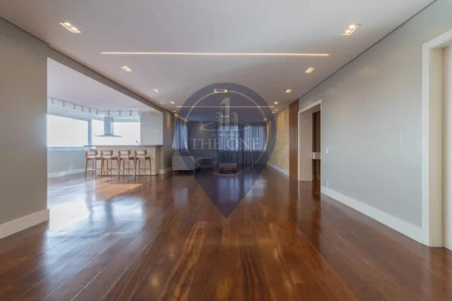 Imagem Luxuoso apartamento à venda em São Paulo-SP, na Vila Isa: 4 quartos, 4 suítes, 2 salas, 6 banheiros, 3 vagas de garagem, 420m².