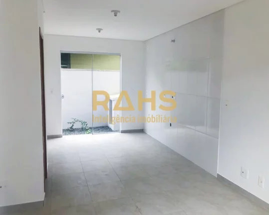 Imagem Geminado a venda, no bairro Vila Nova em Joinville, com 3 dormitórios, sendo 1 suíte, 1 salas, coz...