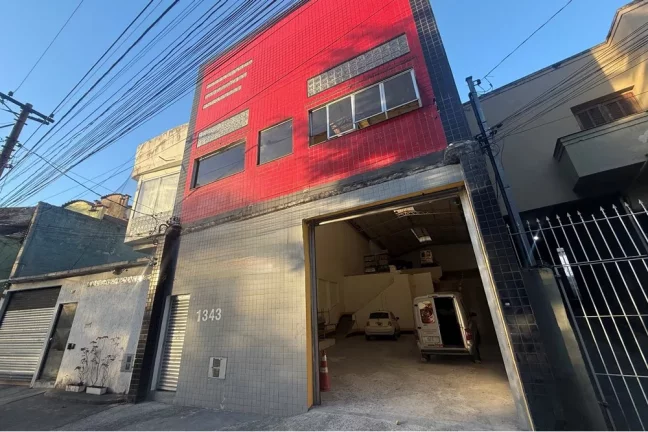 Galpão versátil com 454 m² na Lapa – Excelente Localização