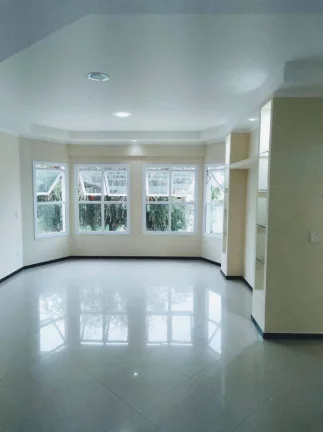 Imagem Casa em Condomínio com 03 suítes para Locação em Valinhos