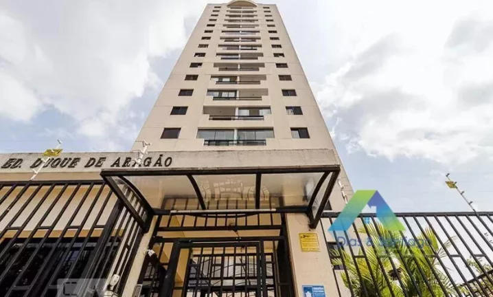Imagem Lindo apartamento recém reformado em 65m² com 2 dormitórios, 1 suíte e 2 vagas em localização privilegiada próximo Estação Alto do Ipiranga/Zsul.
