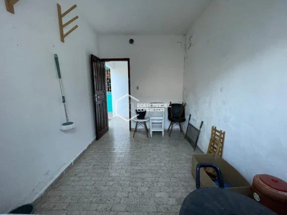 Imagem Está buscando um imóvel com ótima localização, espaço e versatilidade? Confira esta excelente ...