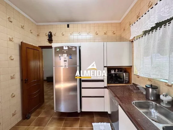 Imagem Casa com 3 dormitórios à venda, 334 m² por R$ 1.200.000,00 - Jardim São Paulo - Rio Claro/SP