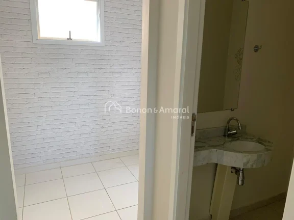 Imagem Apartamento para locação na Vila Brandina ? Campinas/SP

Amplo e elegante, este apartamento de 134...