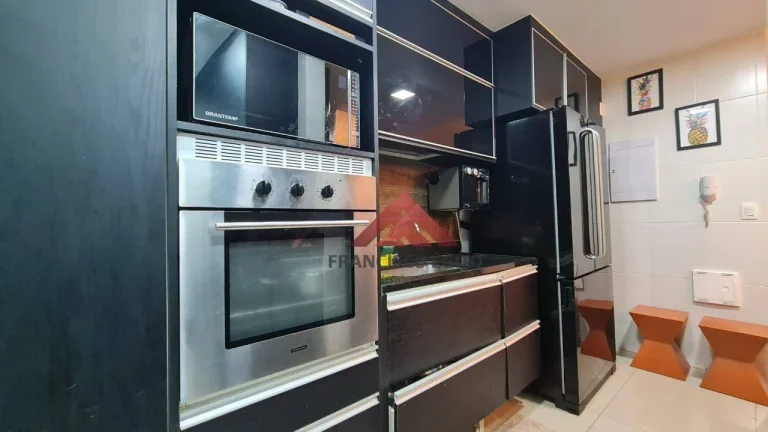 Imagem Apartamento com 3 dormitórios, 1 ste, 1 vaga à venda, 90 m² por R$ 895.000,00 - Icaraí - Niterói/RJ