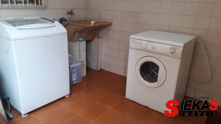 Imagem Casa à venda em São Paulo-SP, na Vila Carrao: 3 quartos, 1 sala, 2 vagas de garagem, 200m² de área!