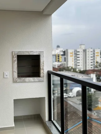 Imagem Apartamento Mobiliado com 2 Dormitórios sendo 1 Suíte na Anita Garibaldi em Joinville - SC