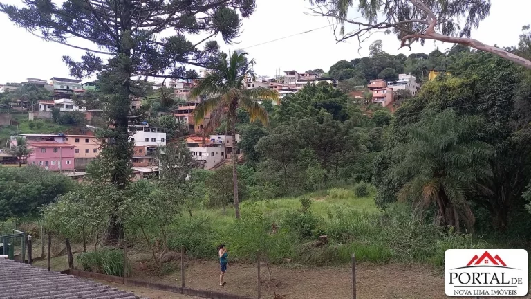 Imagem Terreno a venda com 3.610 m², boa topografia para construção de prédio e com uma pequena área verde