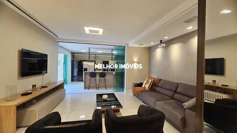 Imagem Apartamento à venda no Ed. Chateau de Versailles no Centro de Balneário Camboriú