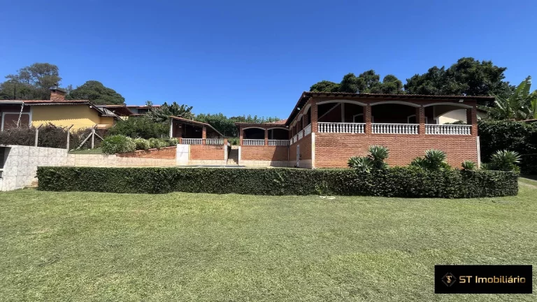 Imagem Chácara à venda em Atibaia c/ 4 dormitórios - 1.368m² por R$935.000!