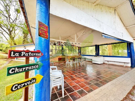 Imagem Sítio Exclusivo à Venda em Piracaia Conforto, Lazer e com Potencial