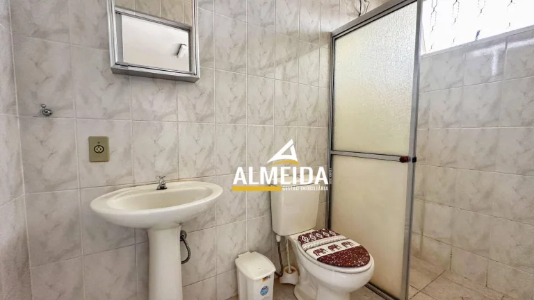 Imagem Kitnet com 4 dormitórios à venda, 130 m² por R$ 640.000 - Bela Vista - Rio Claro/SP
