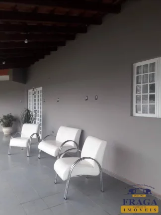 Imagem Sitío/Chácara com 03 quartos à venda, 250m²-Ipanema do meio Aracoiaba Serra