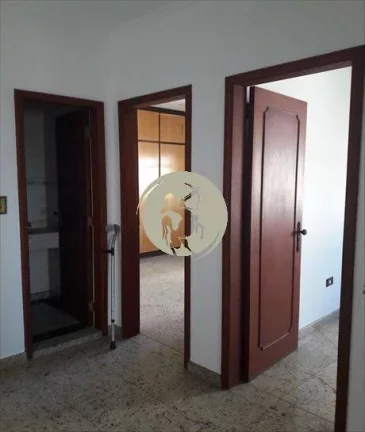 Imagem APARTAMENTO GRANDE NA QUADRADA DA PRAIA COM VISTA MAR E 2 VAGAS DE GARAGENS DEMARCADAS, OPORTUNIDADE...