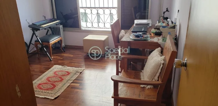 Imagem 127 metros 3 dormitórios 1 suíte dormitório de empregada e banheiro Piscina Quadra Salão de fest...