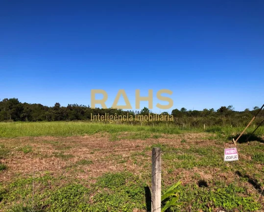 Imagem Excelente terreno urbano, em rua principal e asfaltada, faixa viária, localizado no bairro Rio Boni...
