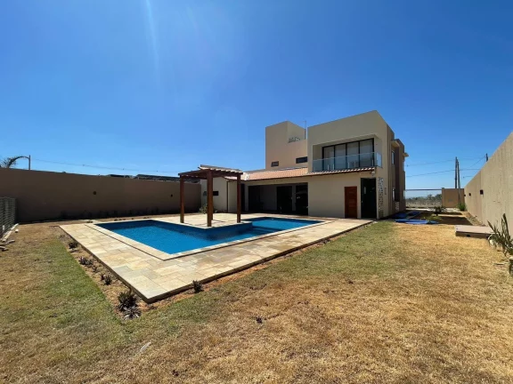 Imagem Casa Luxuosa à Venda no Jardim Botânico 3 – Conforto e Sofisticação em Cada