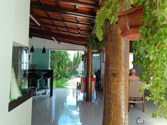 Imagem Casa Alto Padrão à Venda no Bairro Valparaíso - Patos de Minas/MG - Conforto e Modernidade