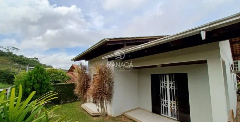 Imagem Linda Casa com Piscina e Acesso Privativo para o Rio – Barra Velha/SC