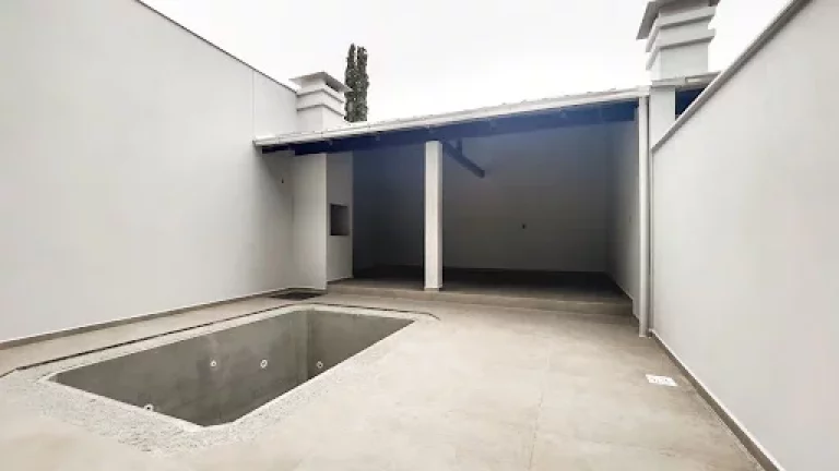 Imagem Sobrado com Suíte, Piscina e Área de Festas no bairro Velha